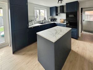 Photo 14- click for photo gallery